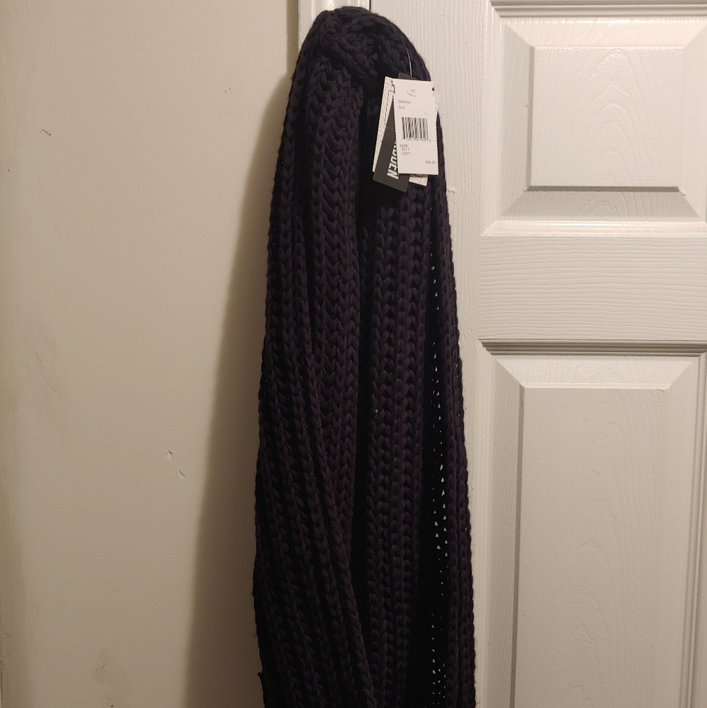 Steve Madden Mother Black Neck Lightweight Scarf